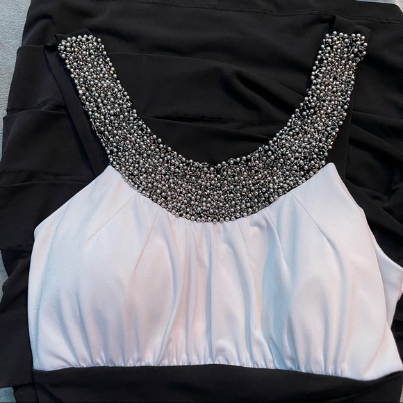 Deb Black And White Tight Wrap Prom Dress, Size Small - Picture 3 of 3